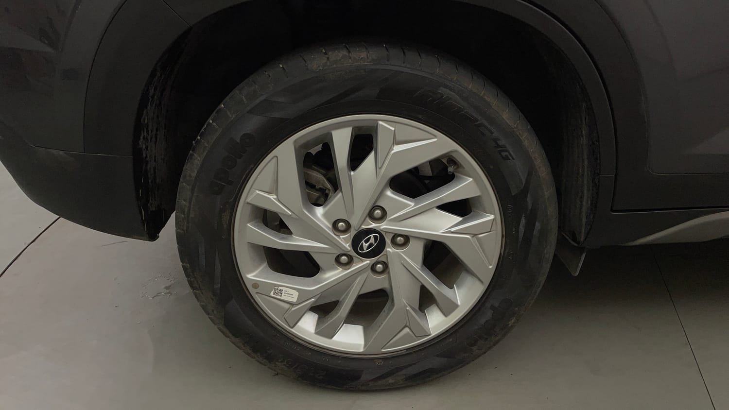 Used 2023 Hyundai Creta SX 1.5 Petrol IVT Petrol Automatic tyres RIGHT REAR TYRE RIM VIEW