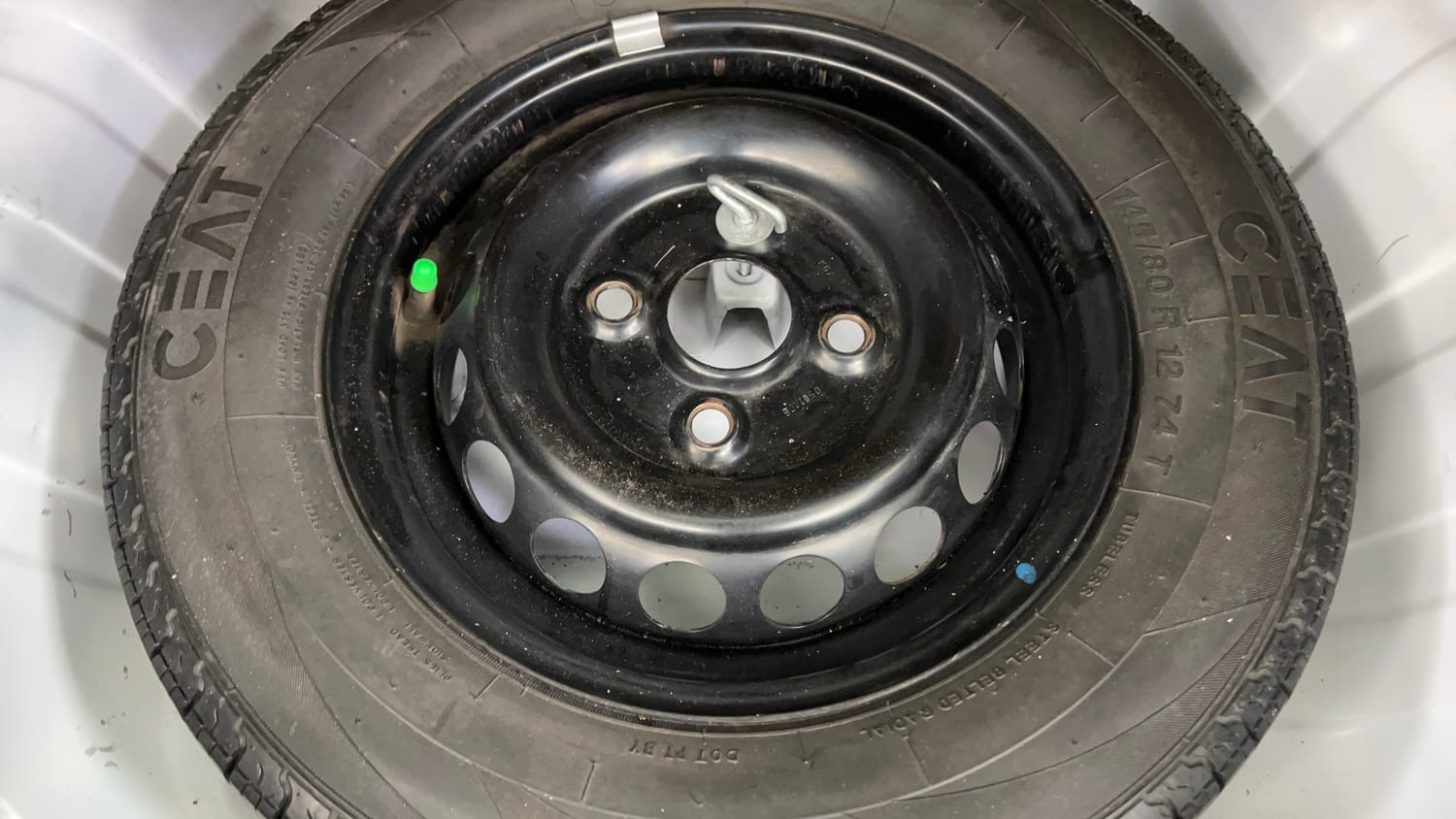Used 2017 Maruti Suzuki Alto 800 LXi Petrol Manual tyres SPARE TYRE VIEW