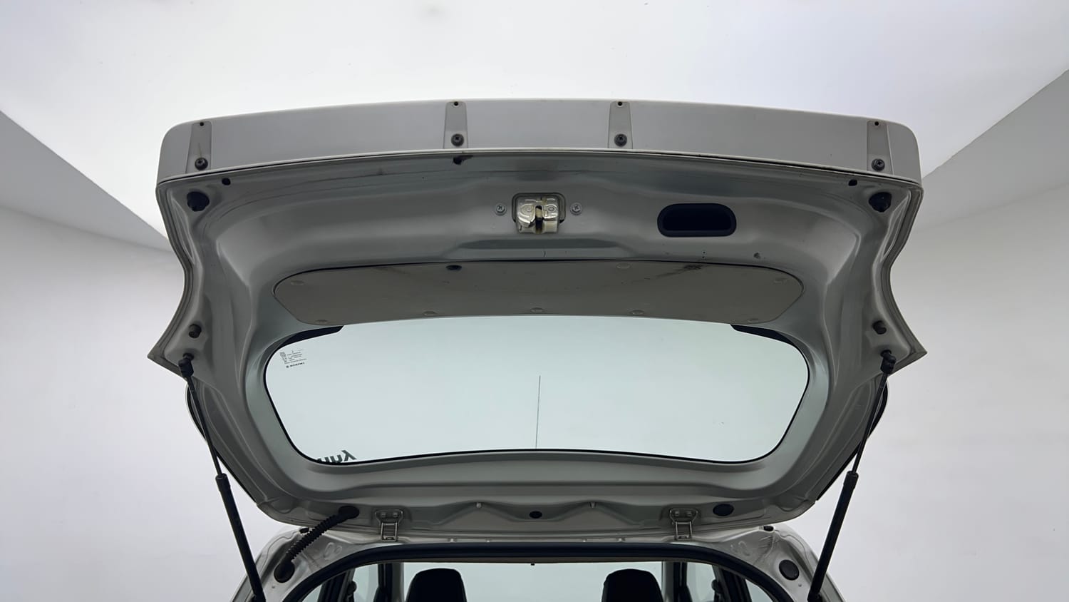 Used 2018 Maruti Suzuki Celerio VXi CNG Cng Manual interior DICKY DOOR OPEN VIEW