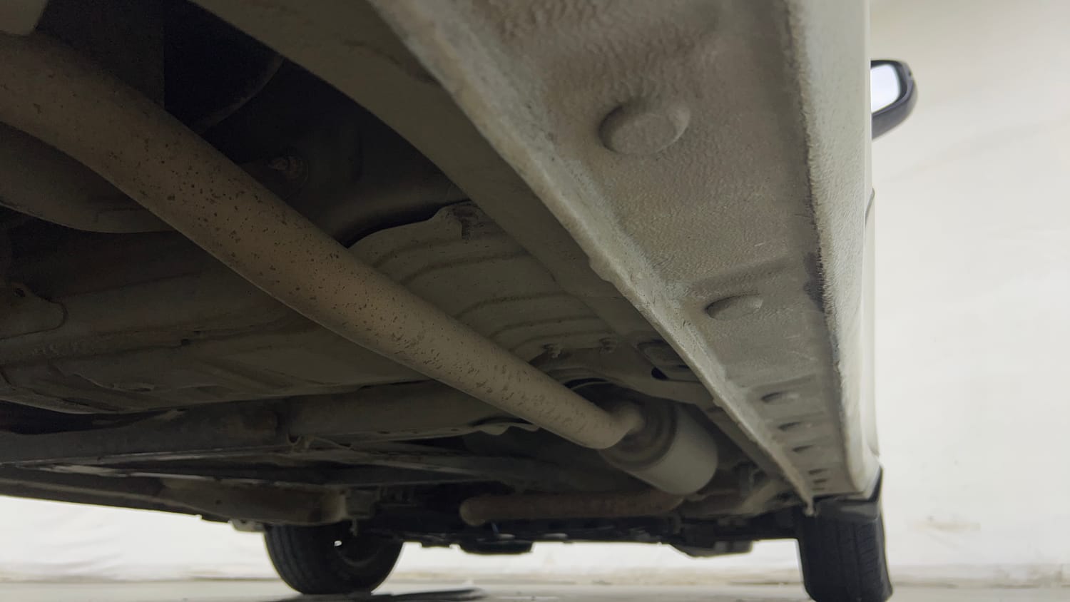 Used 2016 Honda City SV Petrol Manual extra REAR RIGHT UNDERBODY VIEW