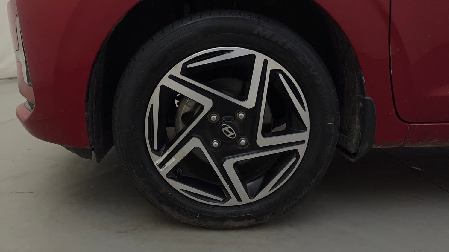 Used 2023 Hyundai Grand i10 Nios Asta 1.2 Kappa VTVT Petrol Manual tyres LEFT FRONT TYRE RIM VIEW