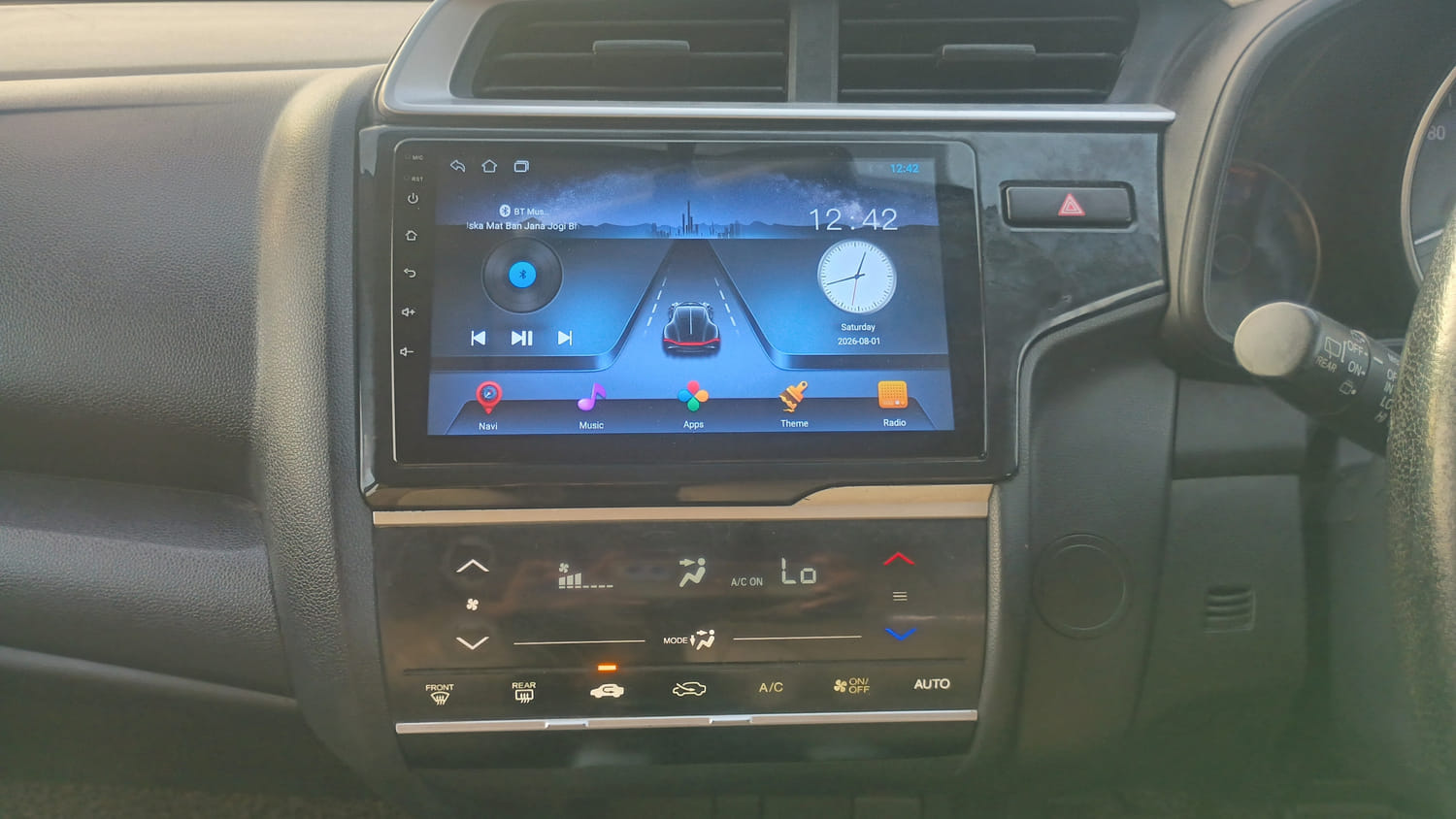 Used 2017 Honda Jazz V Petrol Petrol Manual interior MUSIC SYSTEM & AC CONTROL VIEW