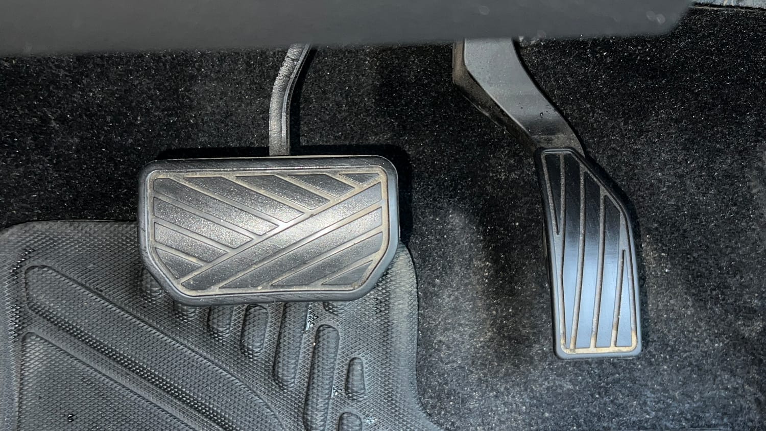 Used 2026 Maruti Suzuki Brezza ZXi AT Petrol Automatic interior PEDALS VIEW