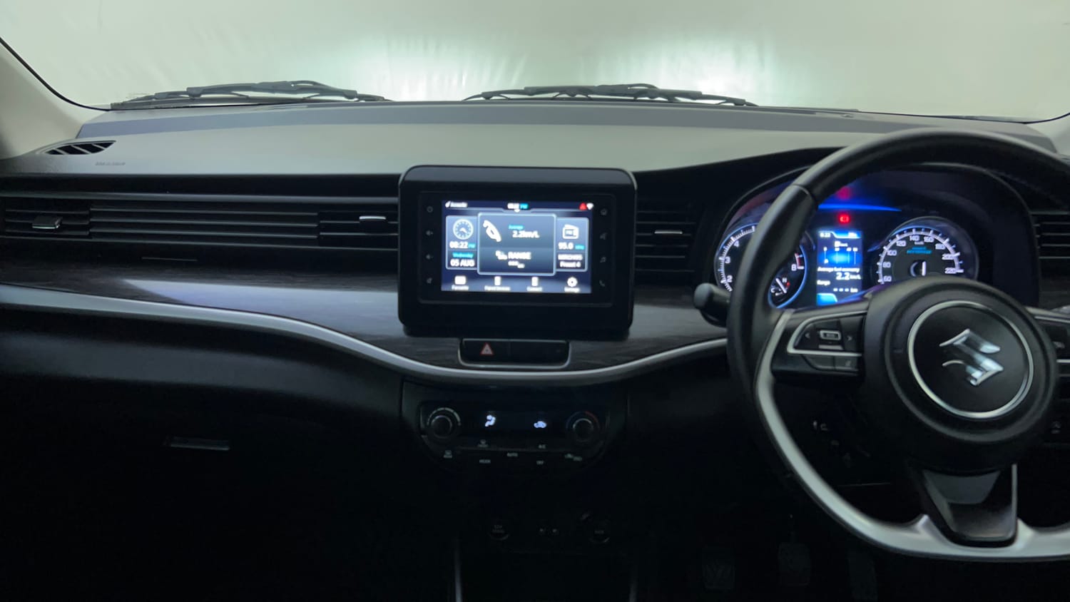 Used 2023 Maruti Suzuki XL6 Alpha Plus MT Petrol Petrol Manual interior MUSIC SYSTEM & AC CONTROL VIEW