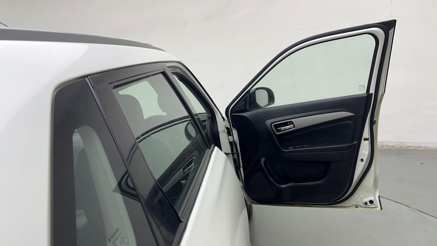 Used 2018 maruti-suzuki Vitara Brezza ZDi Plus AGS Diesel Automatic interior RIGHT FRONT DOOR OPEN VIEW