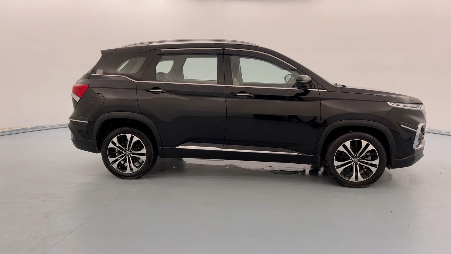 Used 2022 MG Motors Hector Sharp 2.0 Diesel Turbo MT Diesel Manual exterior RIGHT SIDE VIEW