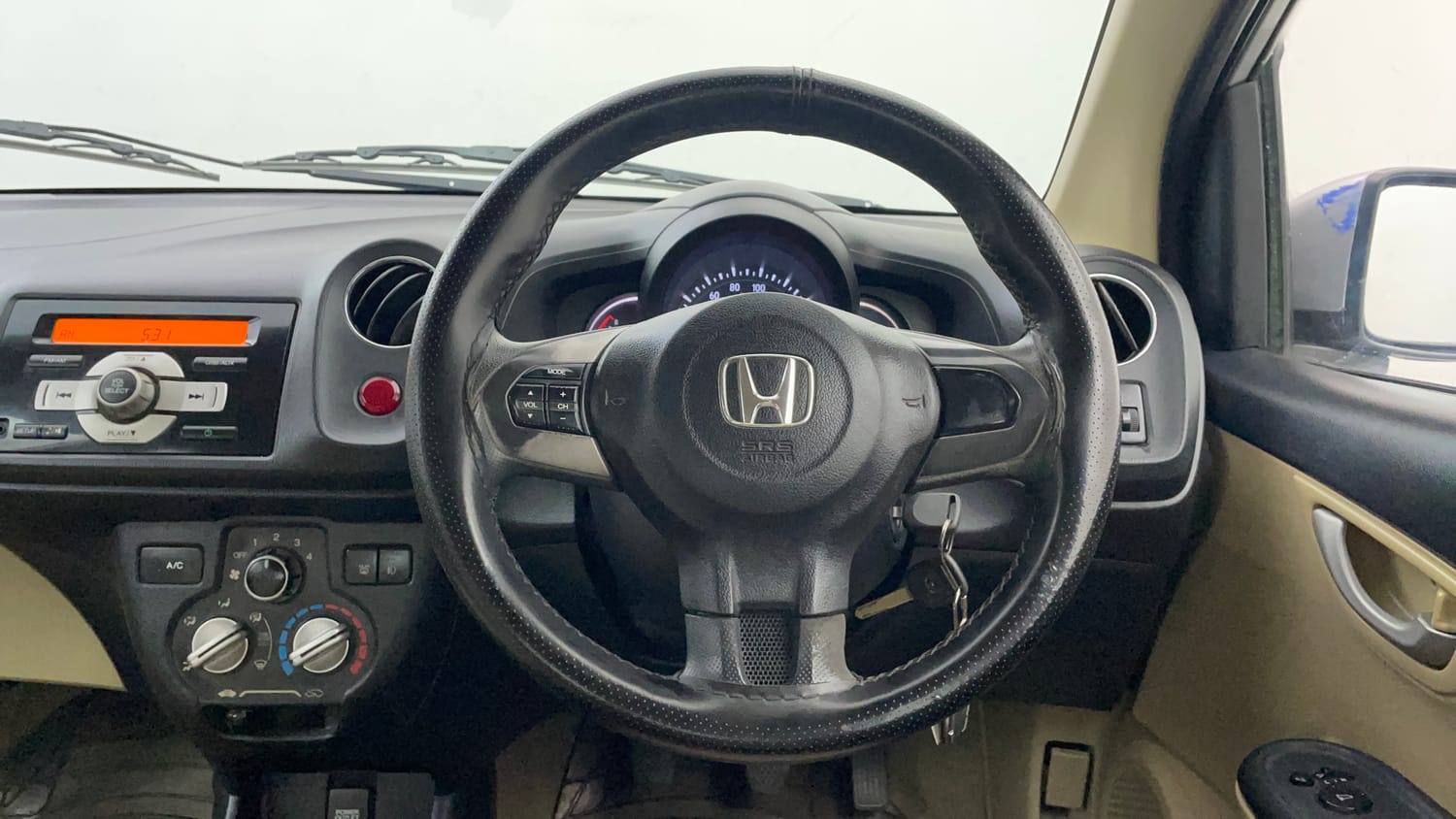 Used 2017 Honda Brio VX MT Petrol Manual interior STEERING VIEW