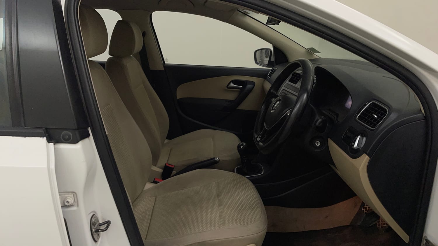 Used 2014 Volkswagen Polo Highline1.5L (D) Diesel Manual interior RIGHT SIDE FRONT DOOR CABIN VIEW