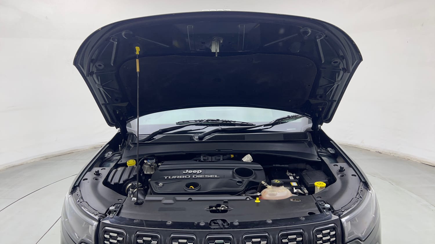 Used 2024 Jeep Compass Limited (O) 2.0 Diesel AT Diesel Automatic engine ENGINE & BONNET OPEN FRONT VIEW
