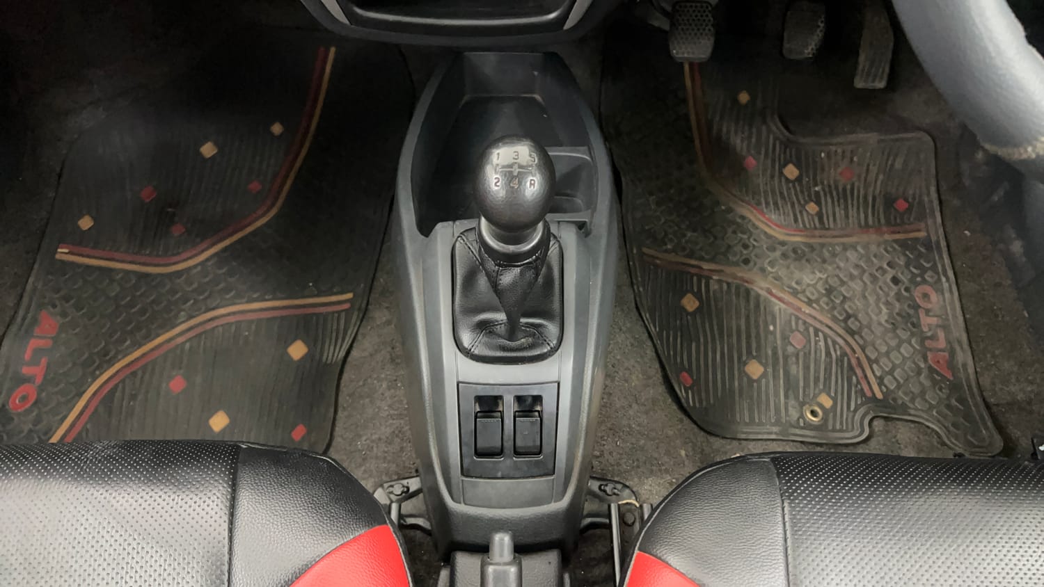 Used 2017 Maruti Suzuki Alto 800 LXi Petrol Manual interior GEAR  KNOB VIEW