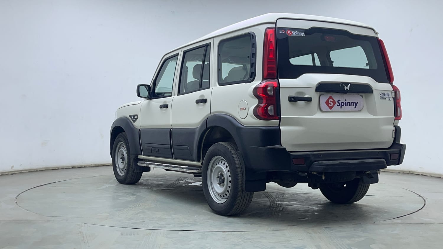 Used 2024 Mahindra Scorpio S3 Plus Diesel Manual exterior LEFT REAR CORNER VIEW