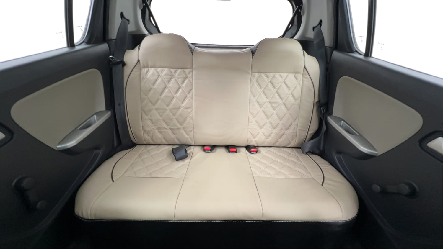 Used 2019 maruti-suzuki Alto K10 VXi (O) AMT Petrol Automatic interior REAR SEAT CONDITION VIEW