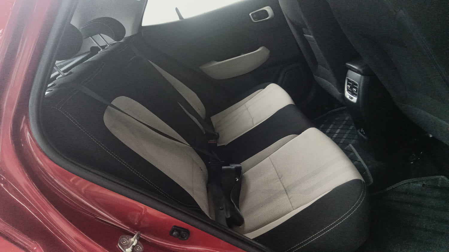 Used 2022 Hyundai Venue SX 1.2 Petrol Petrol Manual interior RIGHT SIDE REAR DOOR CABIN VIEW