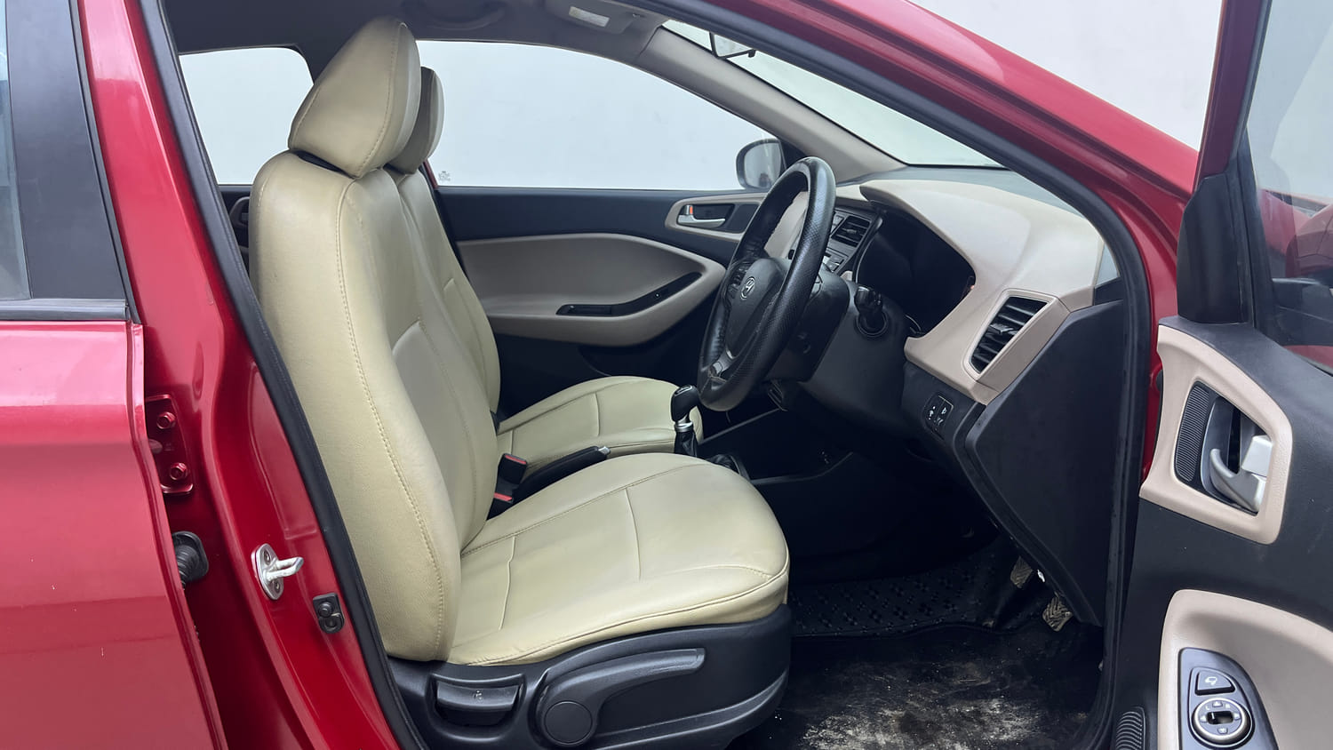 Used 2016 Hyundai Elite i20 Asta 1.2 Petrol Manual interior RIGHT SIDE FRONT DOOR CABIN VIEW