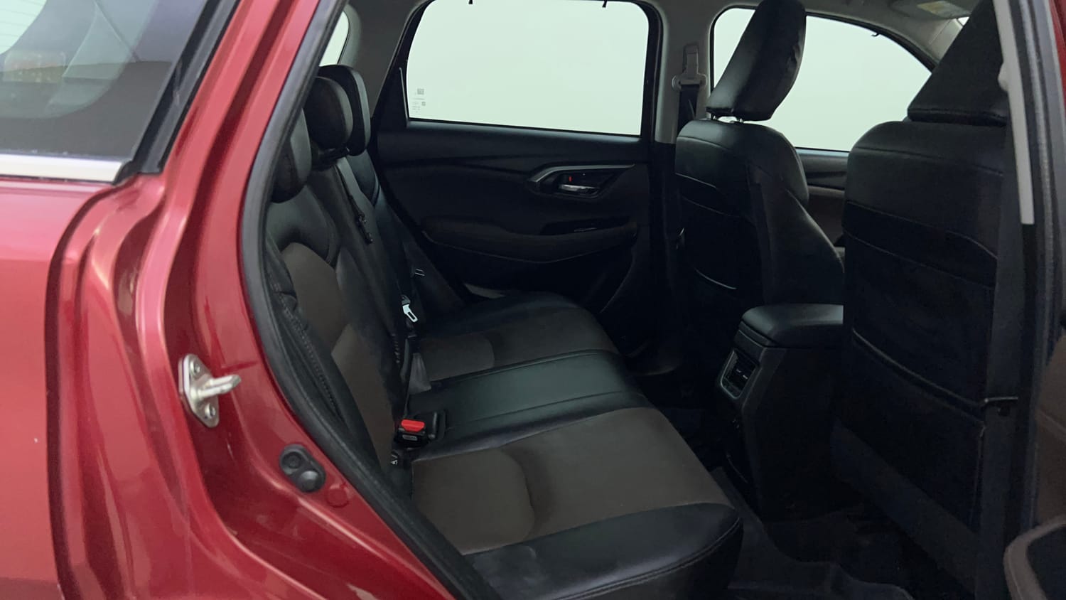 Used 2024 Toyota Urban Cruiser Hyryder V Hybrid Hybrid Automatic interior RIGHT SIDE REAR DOOR CABIN VIEW