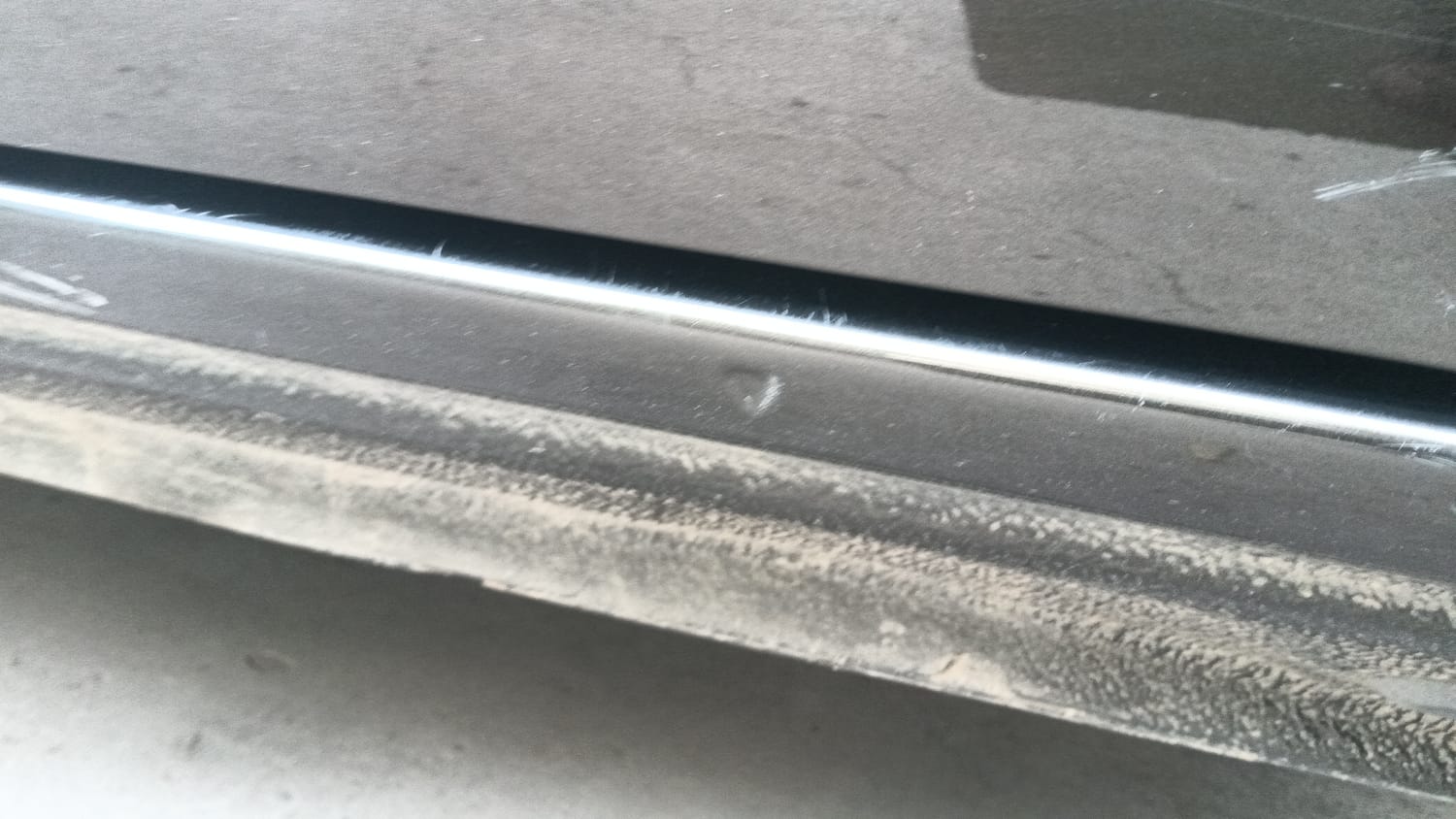 Used 2025 Renault Kwid RXT 1.0L Petrol Manual dents MINOR DENT