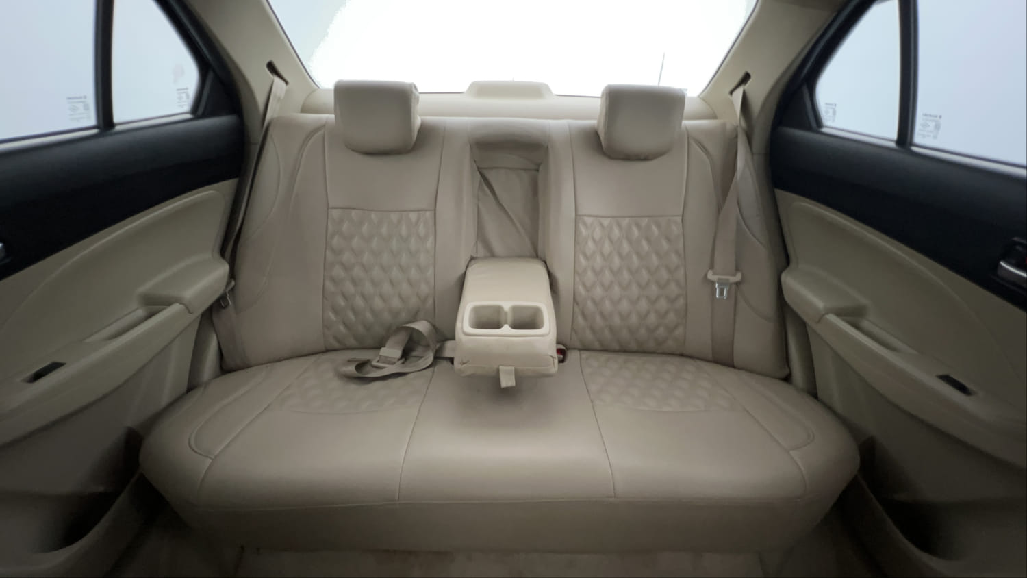 Used 2017 Maruti Suzuki Dzire VXi Petrol Manual interior REAR SEAT CONDITION VIEW