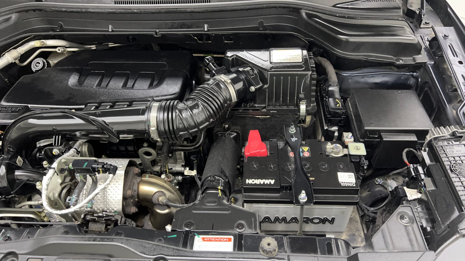 Used 2025 Mahindra XUV 3XO AX7L 1.2 Petrol AT Petrol Automatic engine ENGINE LEFT SIDE VIEW