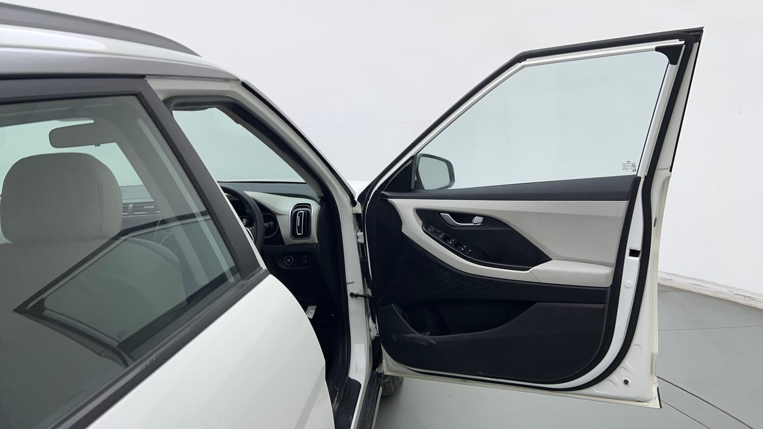 Used 2022 Hyundai Creta S 1.5 Petrol iMT Petrol Manual interior RIGHT FRONT DOOR OPEN VIEW