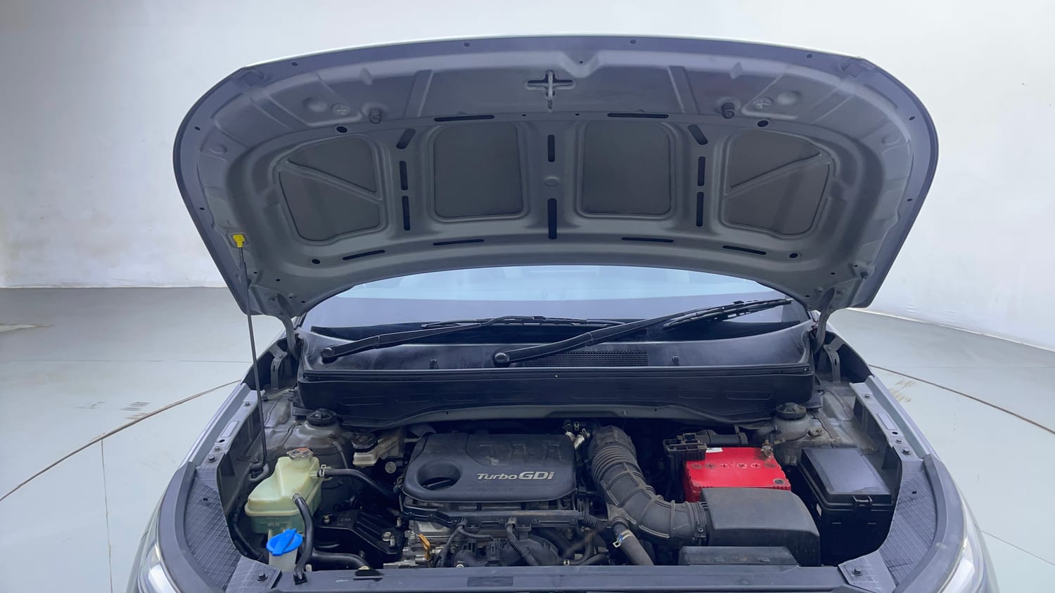 Used 2019 Hyundai Venue SX Plus 1.0 Turbo DCT Petrol Automatic engine ENGINE & BONNET OPEN FRONT VIEW