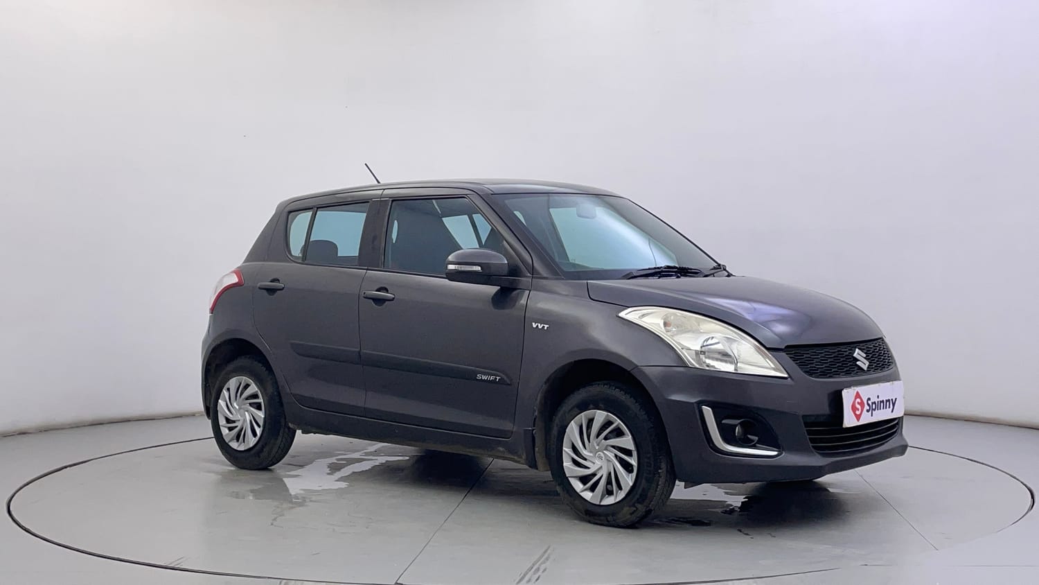 Used 2015 Maruti Suzuki Swift VXi Petrol Manual exterior RIGHT FRONT CORNER VIEW