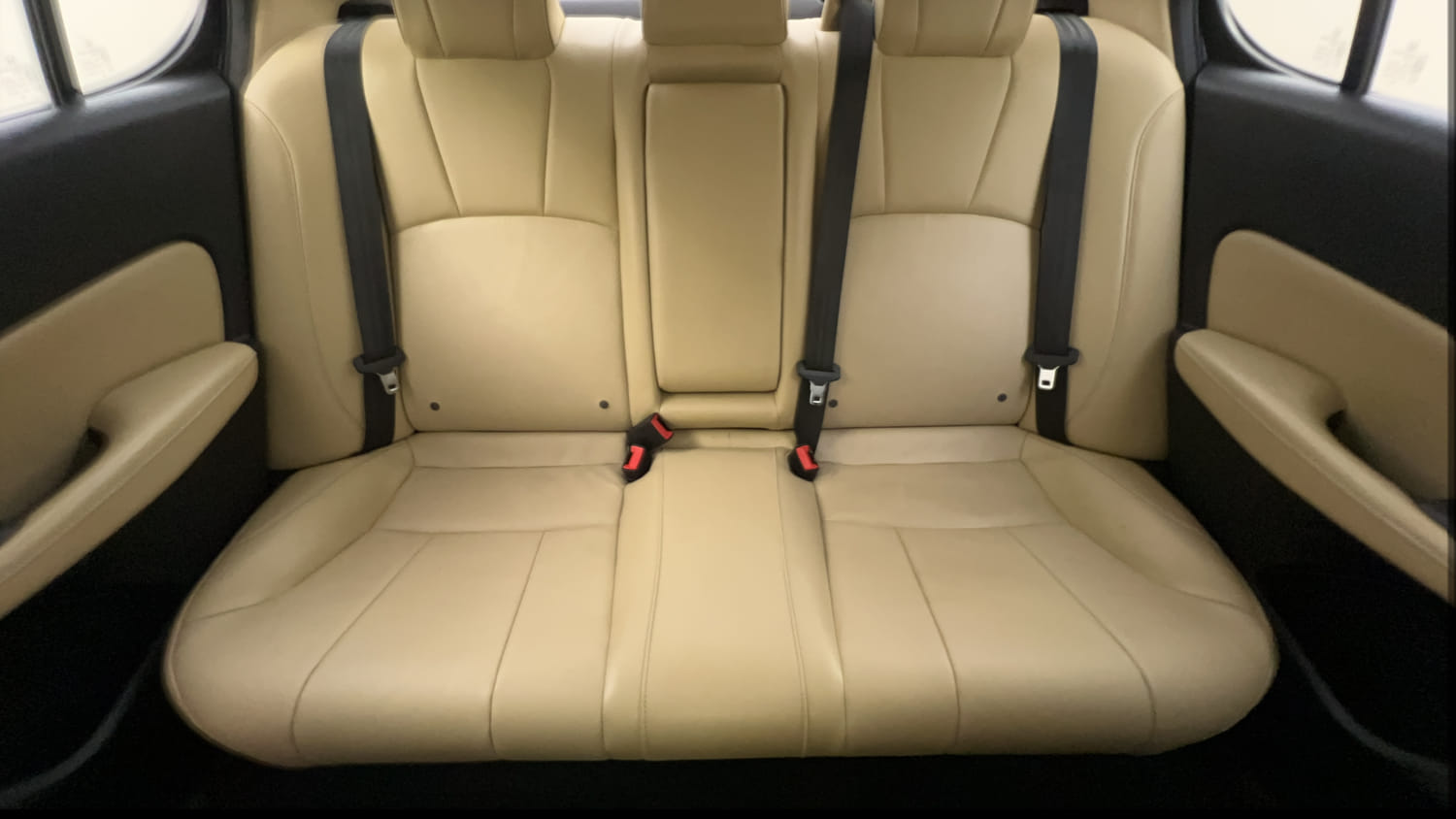 Used 2022 Honda City ZX Petrol Petrol Manual interior REAR SEAT CONDITION VIEW