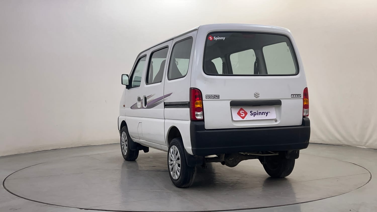 Used 2015 Maruti Suzuki Eeco 5 STR WITH A/C+HTR Petrol Manual exterior LEFT REAR CORNER VIEW