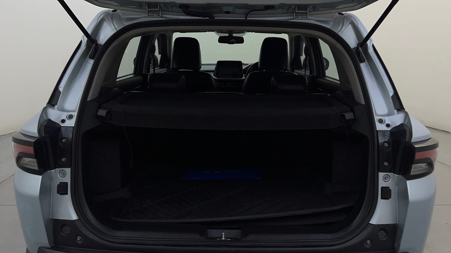 Used 2022 Maruti Suzuki Brezza ZXi Plus Petrol Manual interior DICKY INSIDE VIEW