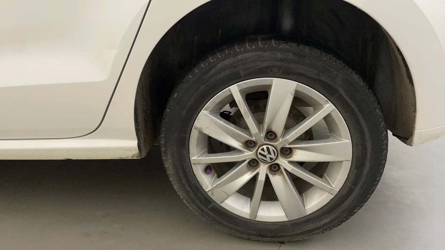 Used 2014 Volkswagen Polo Highline1.5L (D) Diesel Manual tyres LEFT REAR TYRE RIM VIEW