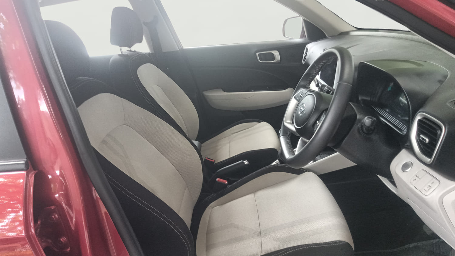 Used 2022 Hyundai Venue SX 1.2 Petrol Petrol Manual interior RIGHT SIDE FRONT DOOR CABIN VIEW