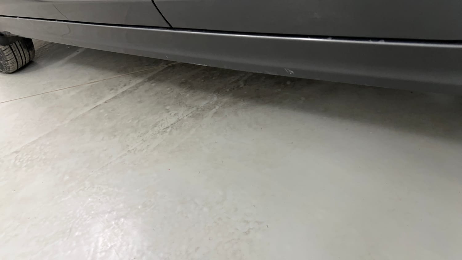 Used 2024 Tata Tiago XE Petrol Manual dents MINOR SCRATCH