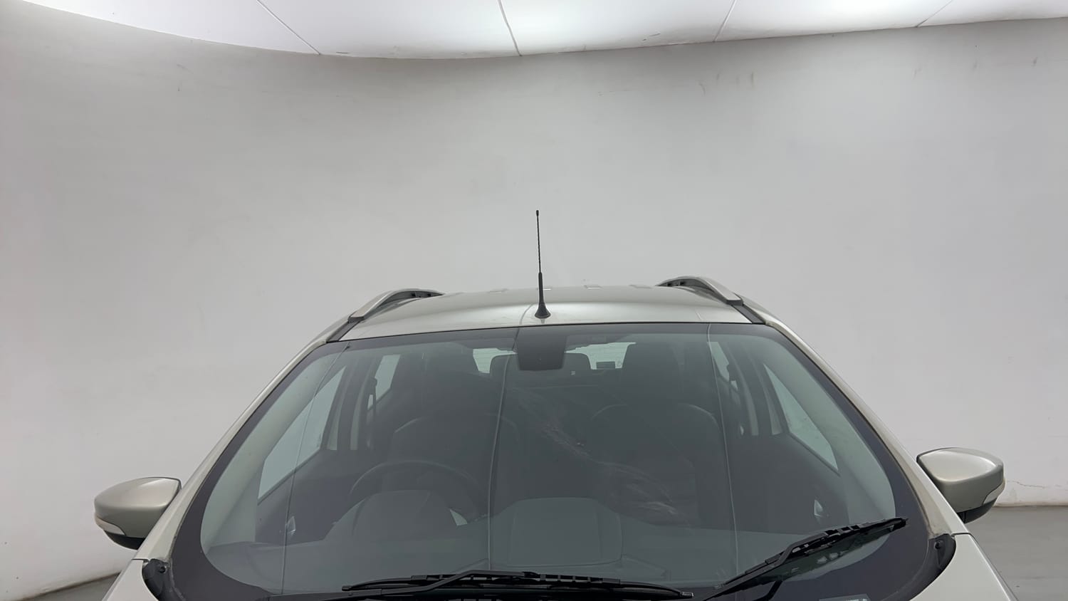 Used 2016 Ford EcoSport Titanium+ 1.0L EcoBoost Petrol Manual exterior FRONT WINDSHIELD VIEW