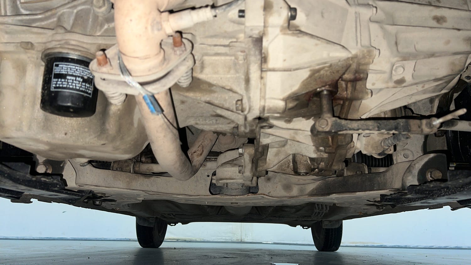 Used 2017 Maruti Suzuki Dzire VXi Petrol Manual extra FRONT LEFT UNDERBODY VIEW