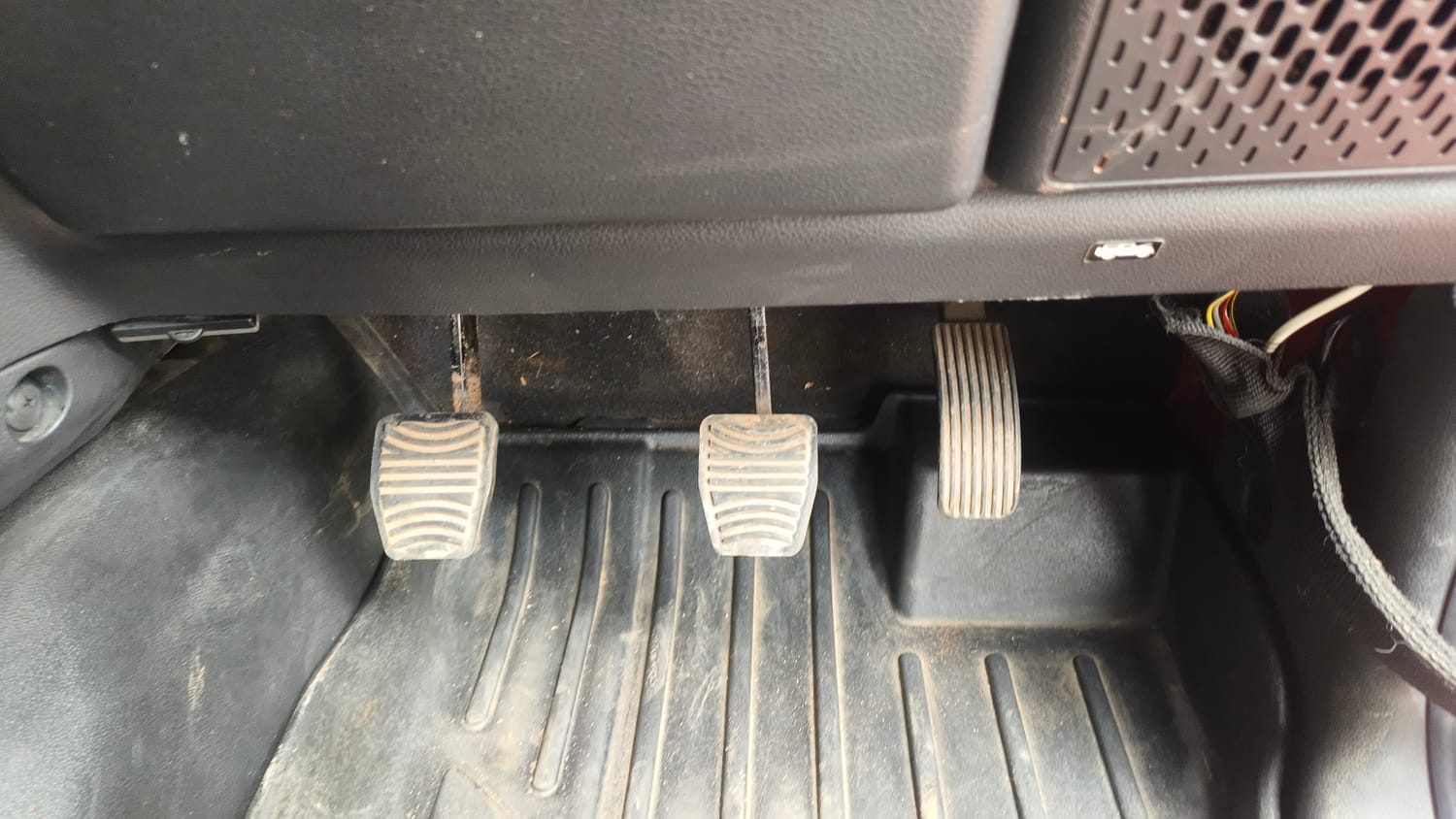 Used 2024 Mahindra Thar LX Hard Top Petrol MT 4WD Petrol Manual interior PEDALS VIEW