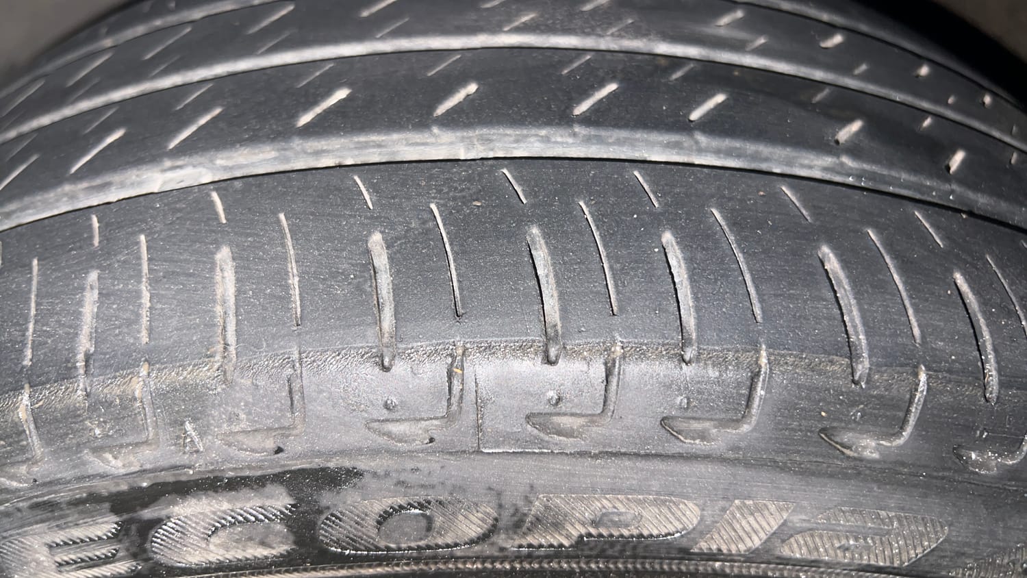 Used 2022 Honda City ZX Petrol Petrol Manual tyres LEFT FRONT TYRE TREAD VIEW