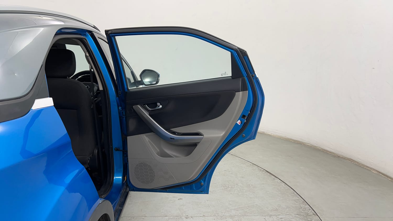 Used 2018 Tata Nexon XZ Plus Diesel Dual Tone Diesel Manual interior RIGHT REAR DOOR OPEN VIEW