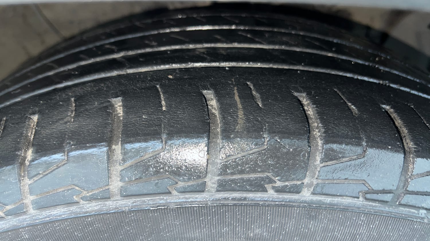 Used 2022 Hyundai Creta SX (O) 1.5 Diesel Diesel Manual tyres RIGHT FRONT TYRE TREAD VIEW