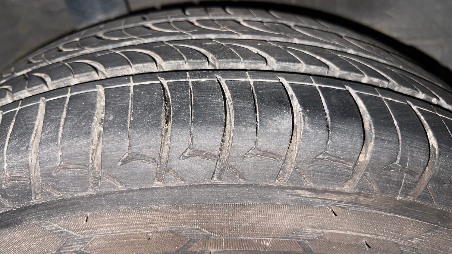 Used 2018 Honda Jazz V AT Petrol Petrol Automatic tyres RIGHT REAR TYRE TREAD VIEW