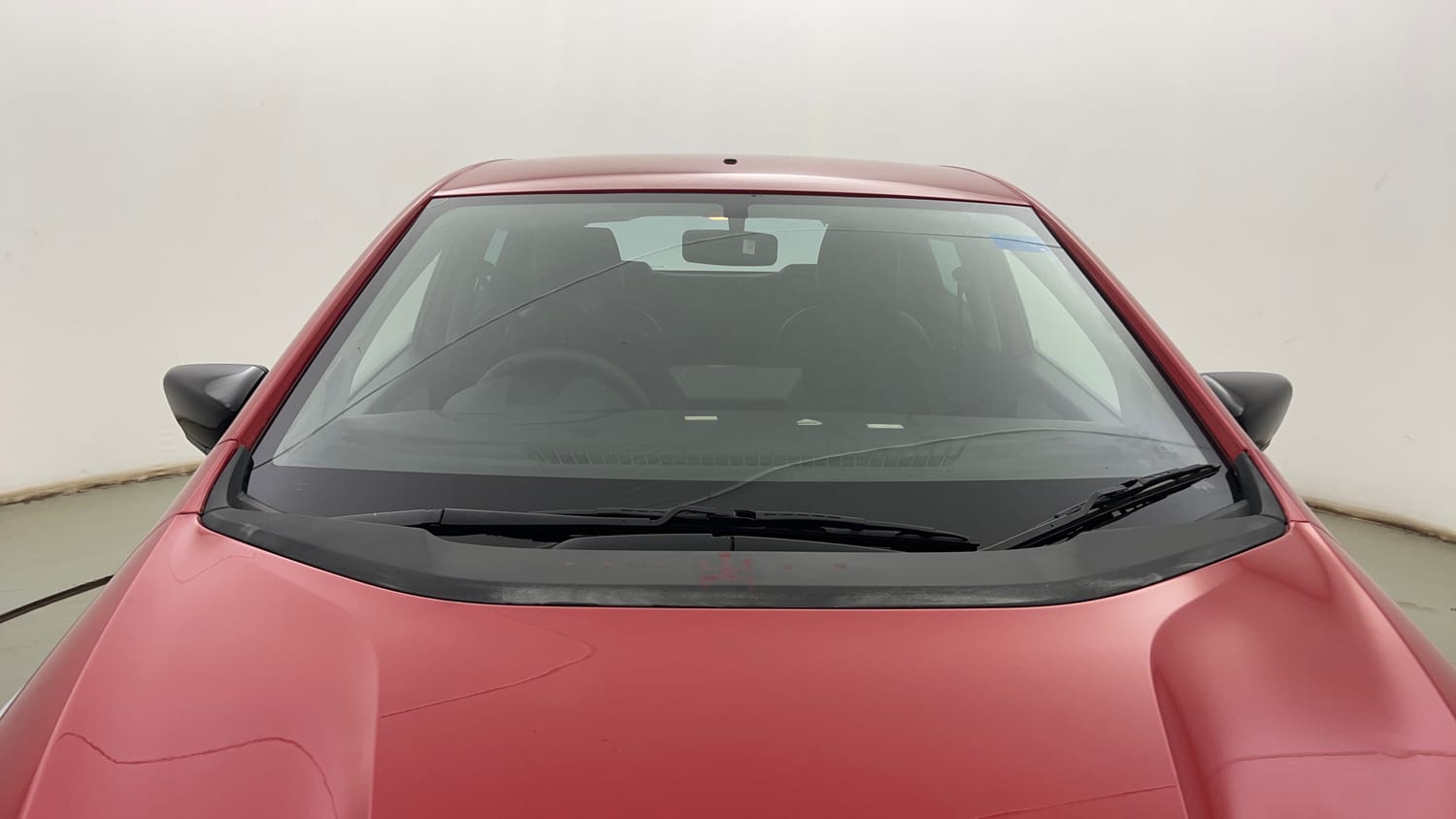 Used 2022 Tata Altroz XE Petrol Petrol Manual exterior FRONT WINDSHIELD VIEW