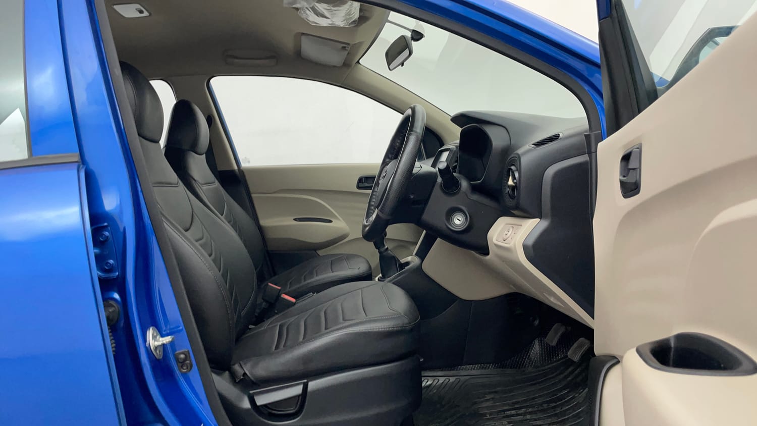 Used 2021 Hyundai Santro Sportz Petrol Manual interior RIGHT SIDE FRONT DOOR CABIN VIEW