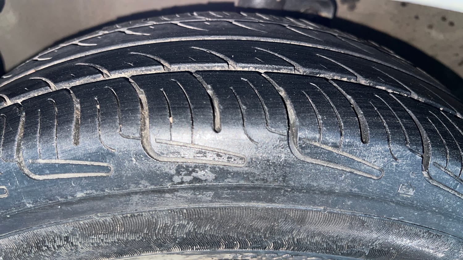 Used 2018 Maruti Suzuki Celerio VXi CNG Cng Manual tyres LEFT FRONT TYRE TREAD VIEW