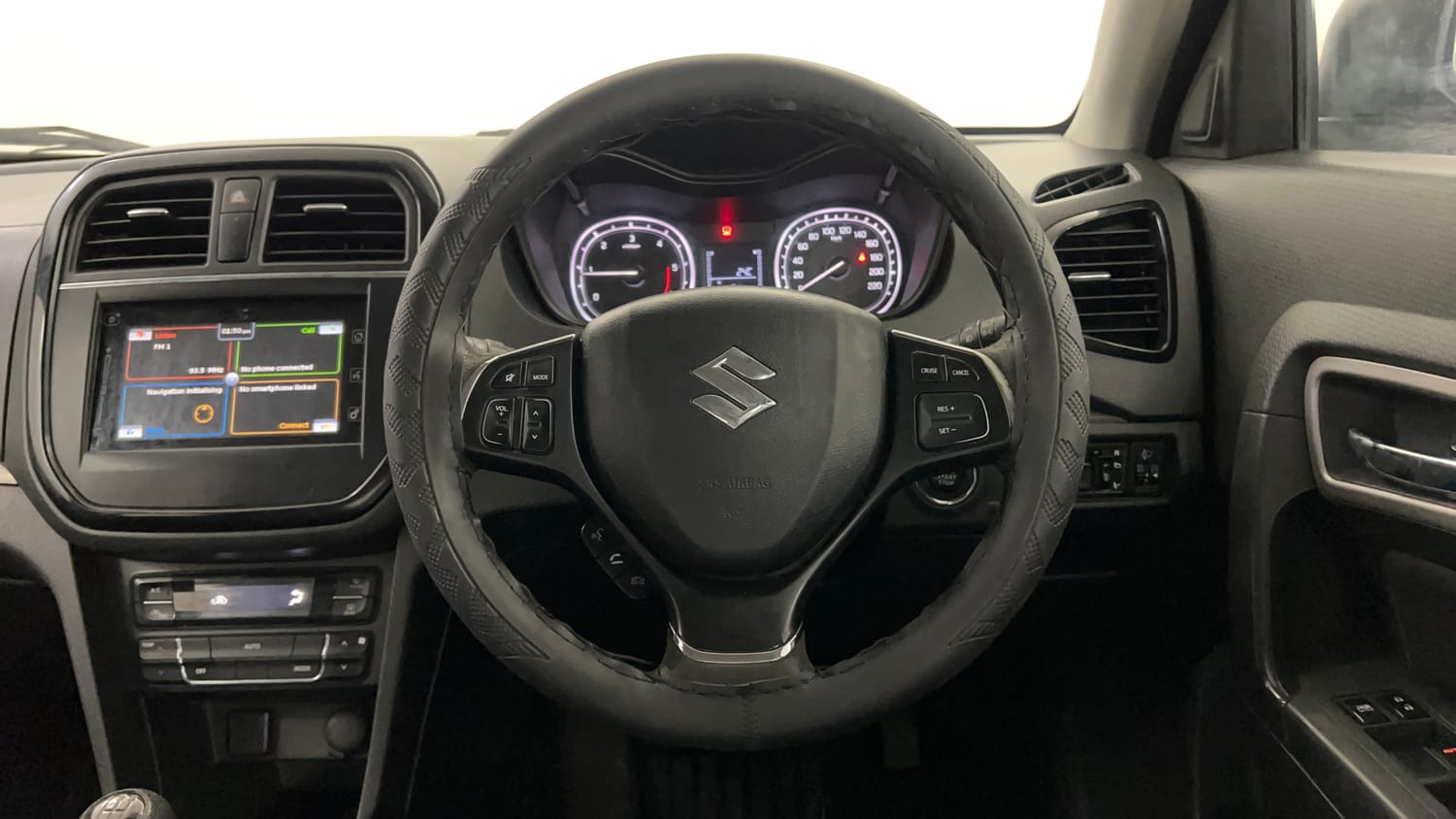 Used 2016 Maruti Suzuki Vitara Brezza [2016-2020] ZDi Plus Diesel Manual interior STEERING VIEW