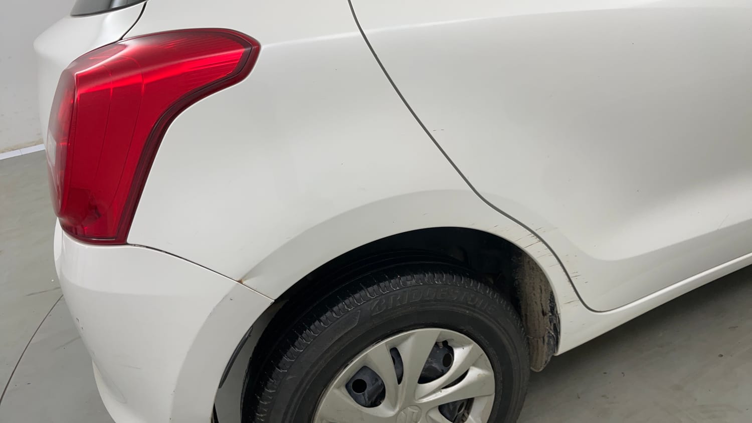 Used 2019 Maruti Suzuki Swift VXi Petrol Manual dents MINOR DENT