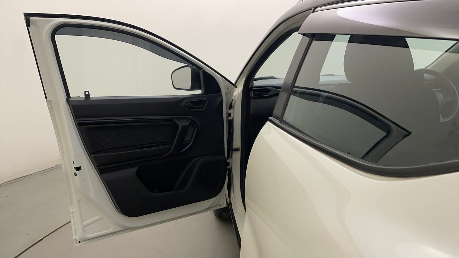 Used 2024 Renault Kiger RXL AMT Petrol Automatic interior LEFT FRONT DOOR OPEN VIEW
