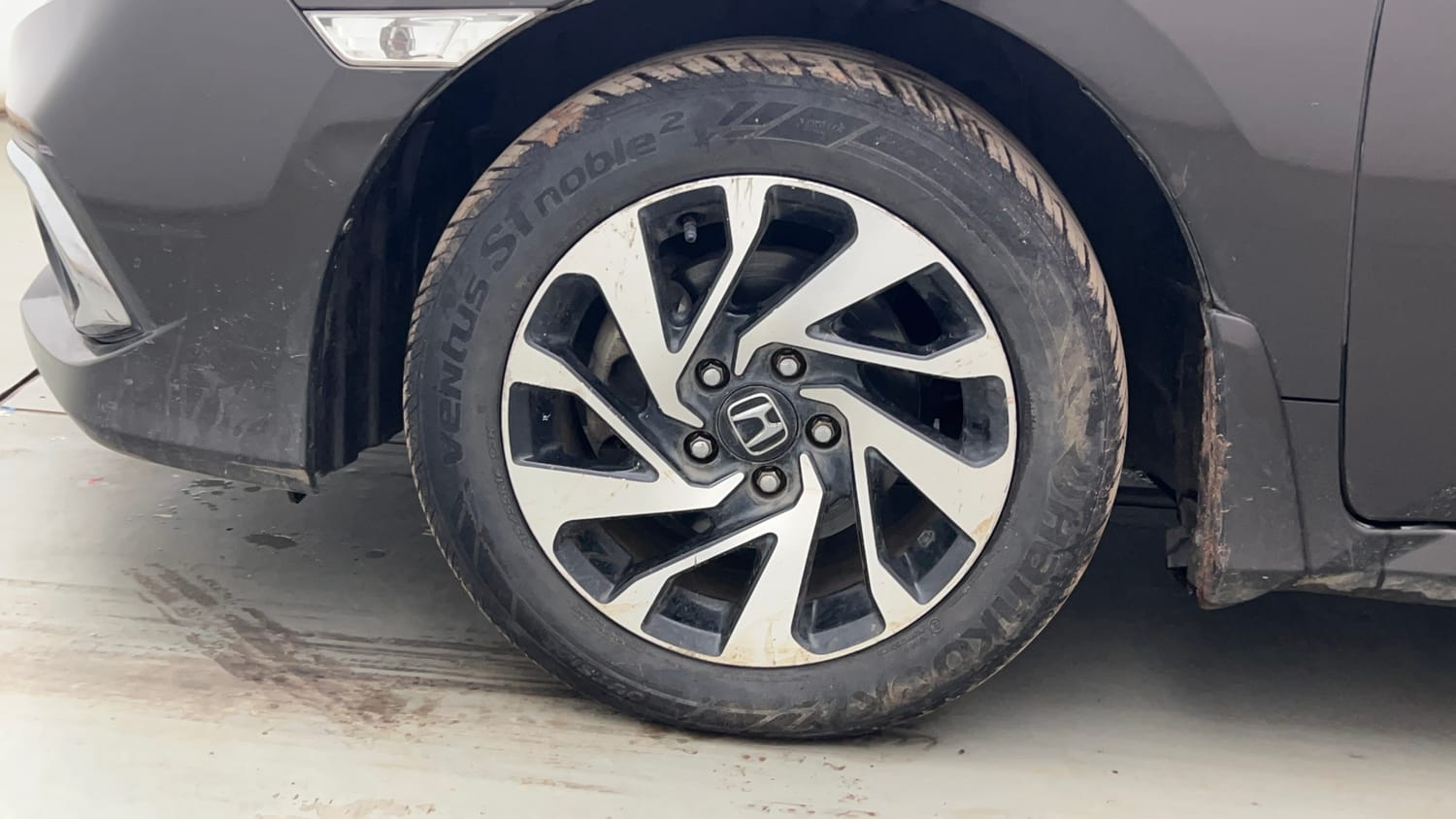 Used 2019 Honda Civic V CVT Petrol Petrol Automatic tyres LEFT FRONT TYRE RIM VIEW