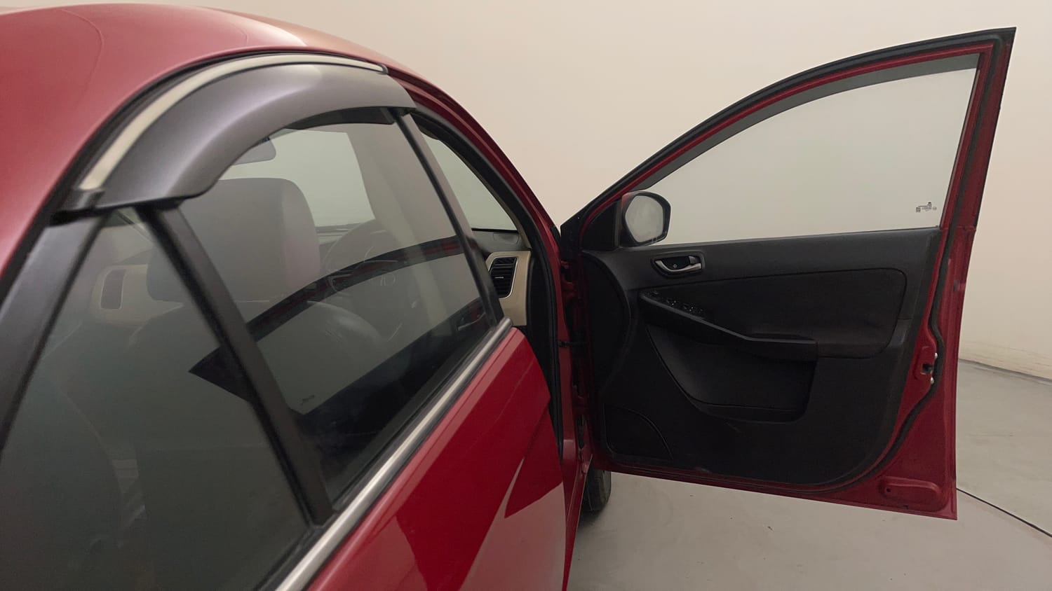 Used 2014 Tata Zest XT Petrol Petrol Manual interior RIGHT FRONT DOOR OPEN VIEW