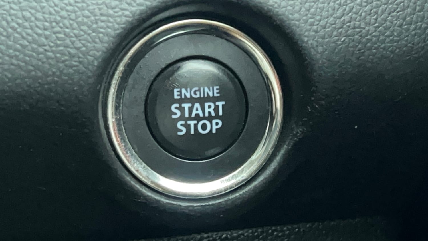 Used 2022 Maruti Suzuki Swift ZXi Plus AMT Petrol Automatic top_features Keyless start