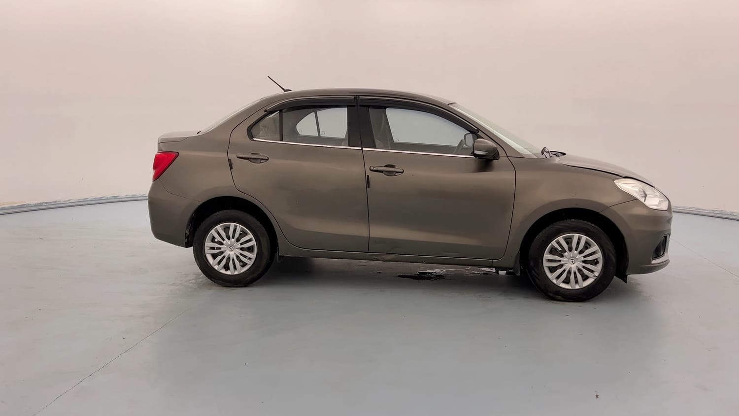 Used 2020 Maruti Suzuki Dzire VXi Petrol Manual exterior RIGHT SIDE VIEW