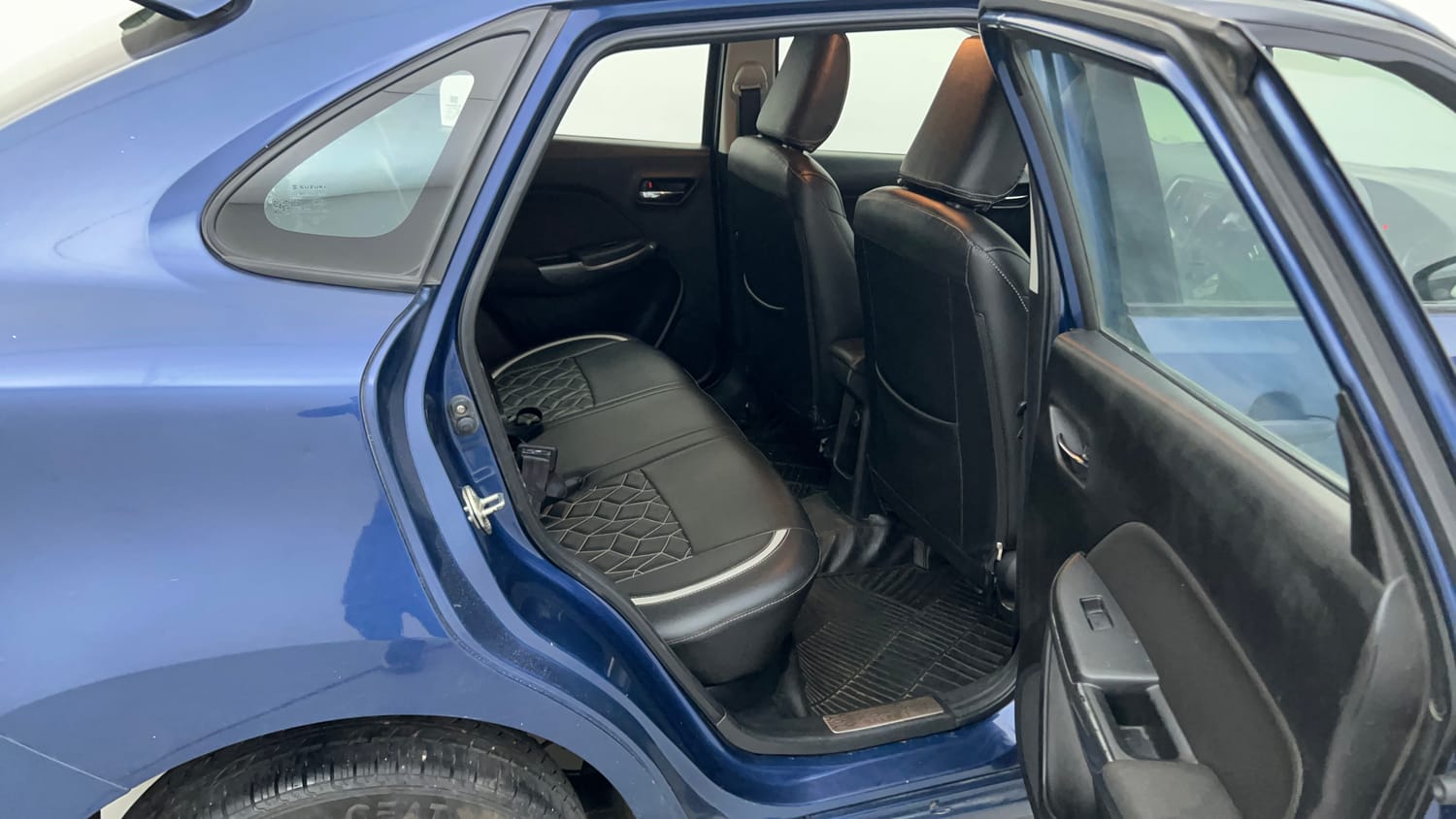 Used 2018 Maruti Suzuki Baleno Delta 1.2 Petrol Manual interior RIGHT SIDE REAR DOOR CABIN VIEW