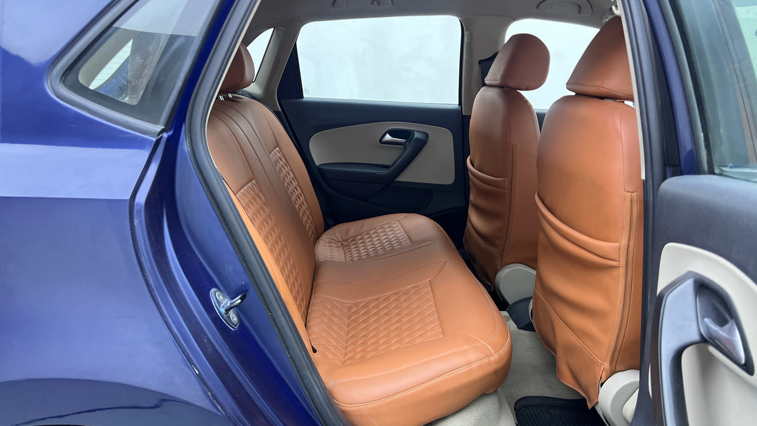 Used 2013 Volkswagen Polo Comfortline 1.2L (P) Petrol Manual interior RIGHT SIDE REAR DOOR CABIN VIEW